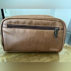 - Mens leather overnight tolietry Bag